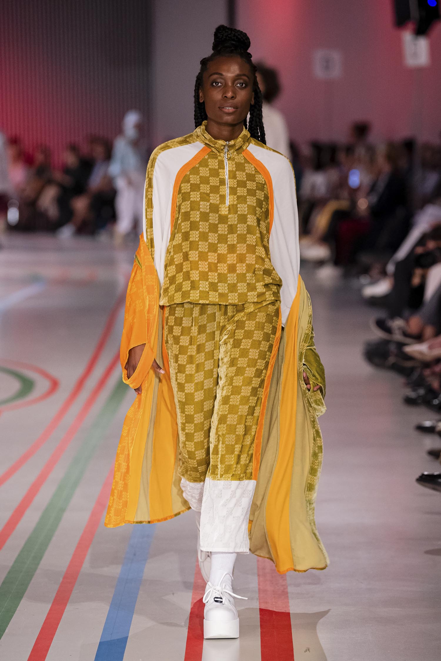SHOW MODEKLASSE 19 : PHOTOS BY SALVATORE DRAGONE – A Shaded View on Fashion