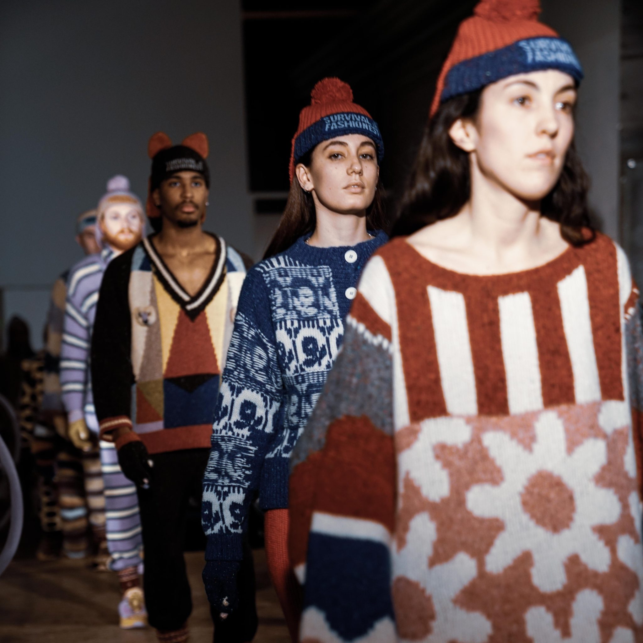 HOT即納 Walter Van Beirendonck - survival of the fashionest AW2122