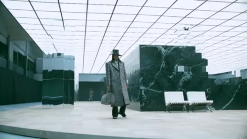 Louis Vuitton Men's Fall 2021. V nové kolekci zkoumá Virgil Abloh mužské  archetypy