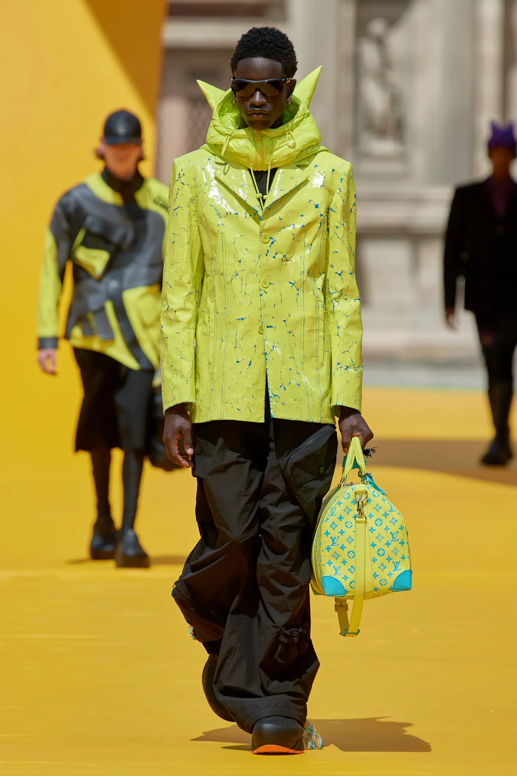 Watch Louis Vuitton Models Walk the Niterói Contemporary Art