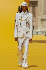 Long live Virgil” at Louis Vuitton PFW SS23 – text by Leticia Dare – A  Shaded View on Fashion