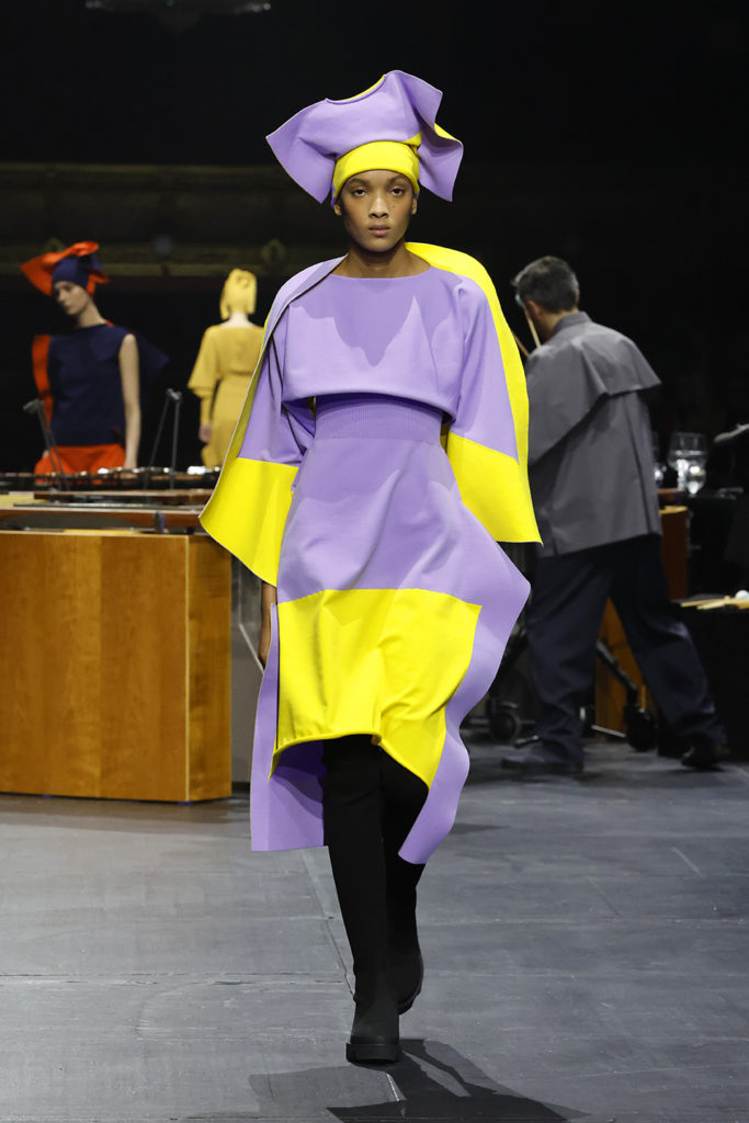 ISSEY MIYAKE_AW23_LOOK29 – A Shaded View on Fashion
