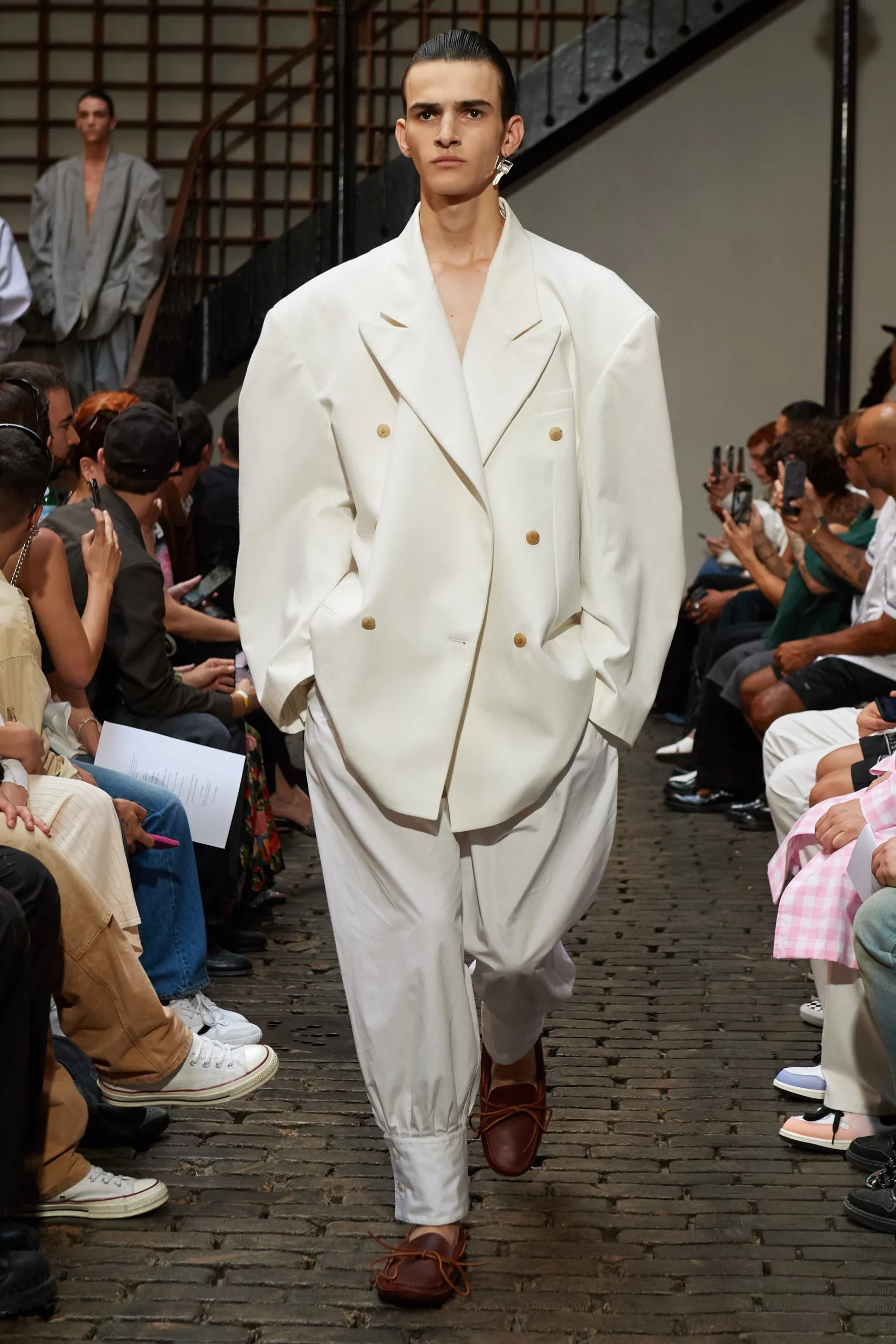 A Sublime Reimagining of Everyday Elegance at Hed Mayer SS24 PFW by ...
