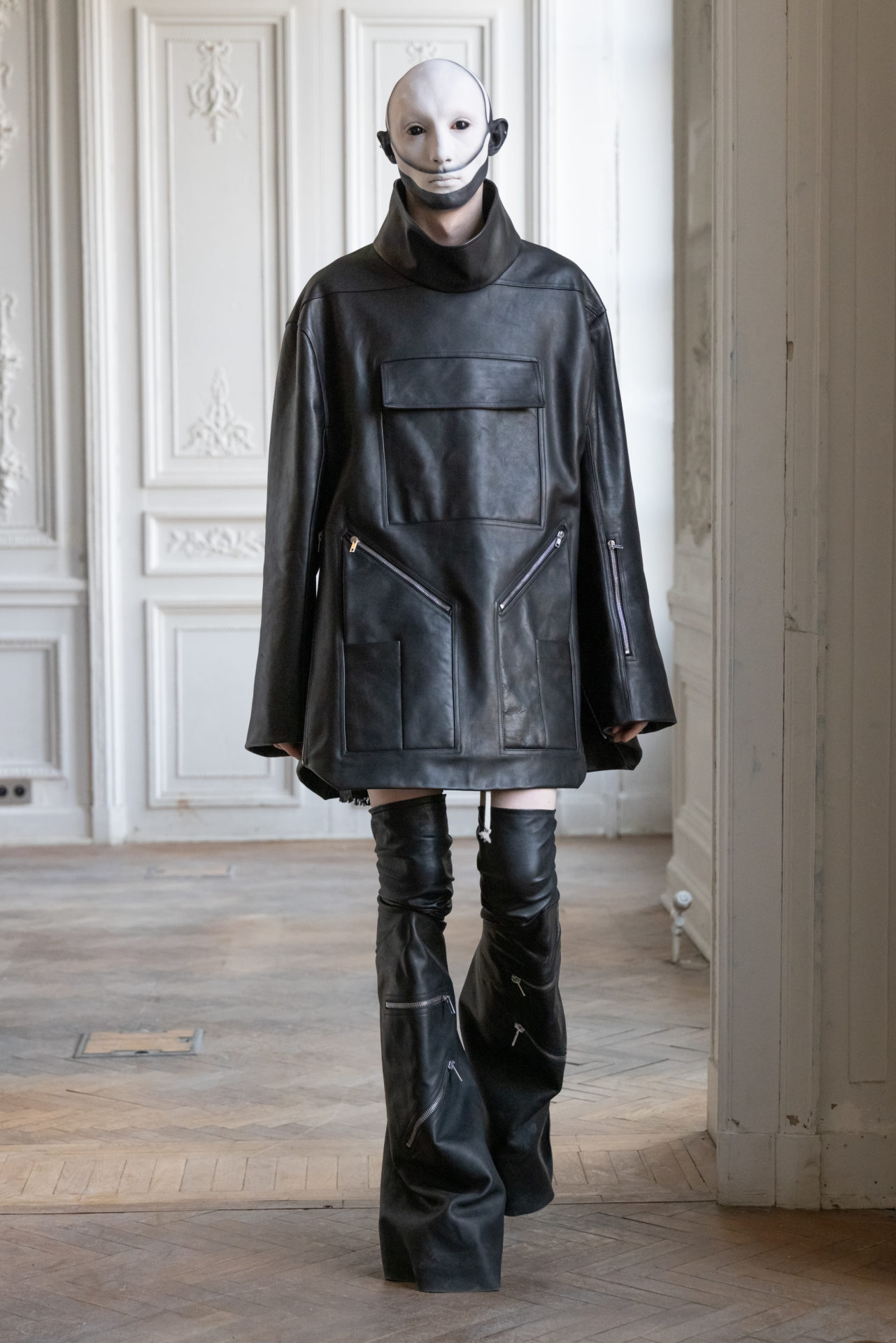 Rick-Owens-Menswear-FW24-Paris-10 – A Shaded View on Fashion