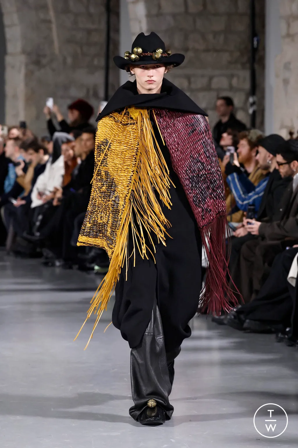 The Ancient Tea Horse Road – Sean Suen FW25. by Eliya Weinstein