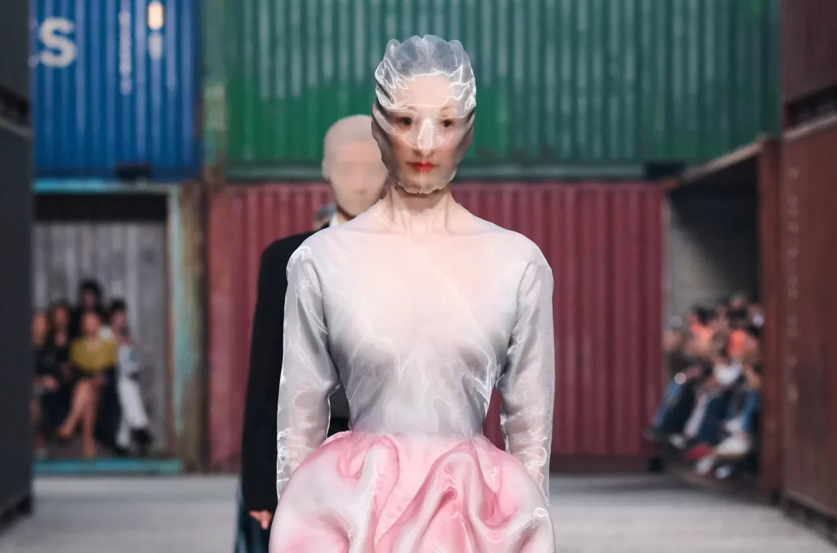 Undercover/Valentino Collaboration – men and women AW19 – A Undercover/Valentino Collaboration – men and women AW19 – A