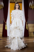 LOOK26_23_0983