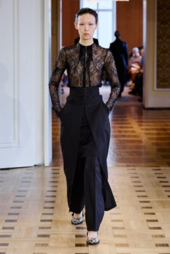 JohnLawrenceSullivan_SS27_Runway24_by_Finnegan-Koichi-Godenschweger_for_BFW_2x3
