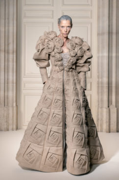 Look_21