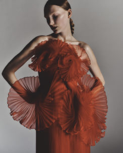 COUTURE FW26 CLOSE UP LOOK 15