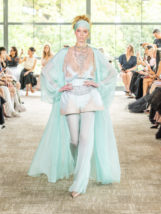 LOOK (7)