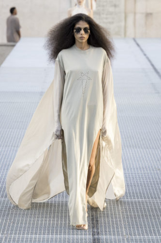 Model on the runway at the Rick Owens fashion show in Paris, Spring Summer 2027 Ready To Wear Fashion Week, Runway Look #012