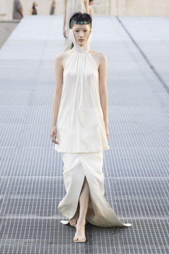 Model on the runway at the Rick Owens fashion show in Paris, Spring Summer 2027 Ready To Wear Fashion Week, Runway Look #013