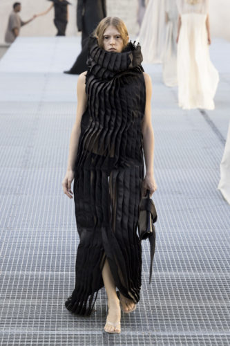 Model on the runway at the Rick Owens fashion show in Paris, Spring Summer 2027 Ready To Wear Fashion Week, Runway Look #021