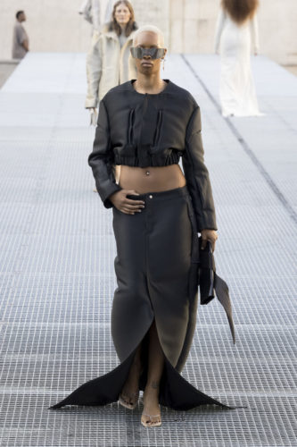 Model on the runway at the Rick Owens fashion show in Paris, Spring Summer 2027 Ready To Wear Fashion Week, Runway Look #024