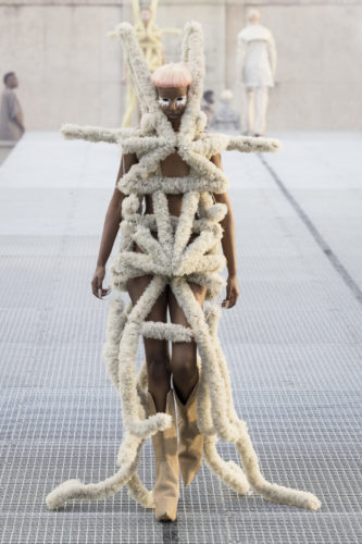 Model on the runway at the Rick Owens fashion show in Paris, Spring Summer 2027 Ready To Wear Fashion Week, Runway Look #044