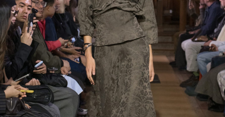 Model on the runway at the Uma Wang fashion show in Paris, Spring Summer 2027 Ready To Wear Fashion Week, Runway Look #005