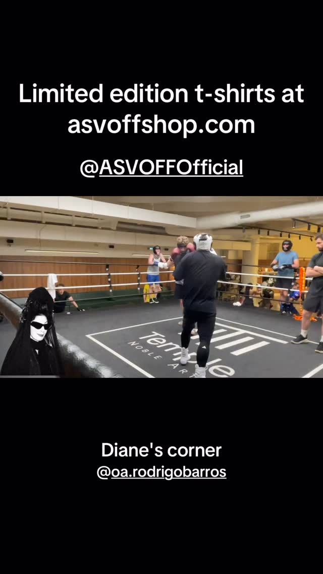 boxing by @oa.rodrigobarros artwork @miguelvillalobosnyc #limitededition @asvoffshop