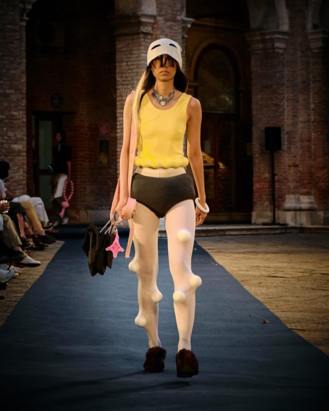 👀💞 Fashion at Iuav 2025 – GRADUATION SHOW by UNIVERSITY OF VENICE MA 💘👀
#MAfashion
@iuav_fashion

🕶️1&2: Yulin Zhang - @yulinn_zhang
🕶️3&4: Emanuele Rizzo - @eman_rizzo
🕶️5&6: Cecilia Allora - @contessabaudrino
🕶️7&8: Carlotta Muranella - @____tommsss
🕶️9&10: Corinne Zanini - @corinne_zanini
🕶️11&12: Gianni Mattarucco - @giannnni
– congratulations to all new fashion professionals!

📷: Show photos by Francesco Finotto - @frafranfrancesco
📷: Backstage photos by Silvia Guadagnin - @gdgslv
Selected looks by @oficina.gabardine X @asvof ✨

#MAFashionDesign
#FashionEcologies
#IuavMAFashion
#graduation2025
Special thanks to Alessandra Vaccari & Marco Marino❣️