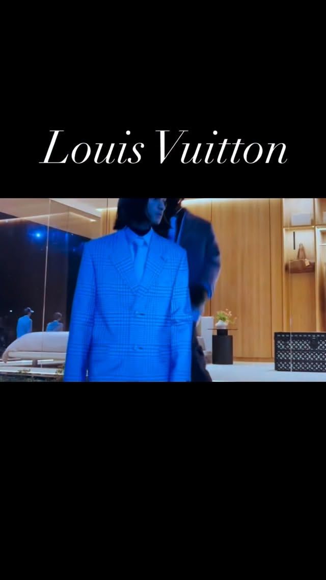@louisvuitton #parisfashionweek