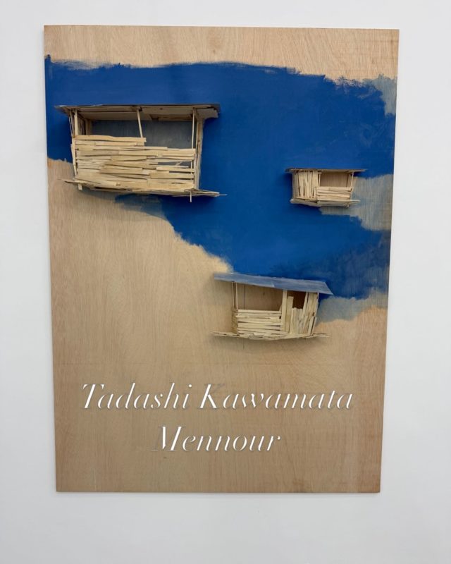 Abut a month ago @ruinart showed a massive installation of @tadashi.kawamata 's meditative work @palaisdetokyo. Years ago I saw an installation of @tadashi.kawamata @mennour and today was his 8 th solo show at @mennour the show is called the Bonsai it is serene and if you want to be at peace and dream, I recommend you go to 5 rue du Pont de Lodi