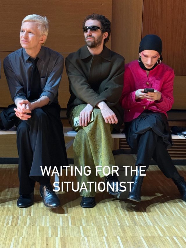 @jayjayjohanson otherwise known as Angel Voice waiting for @situationist_official