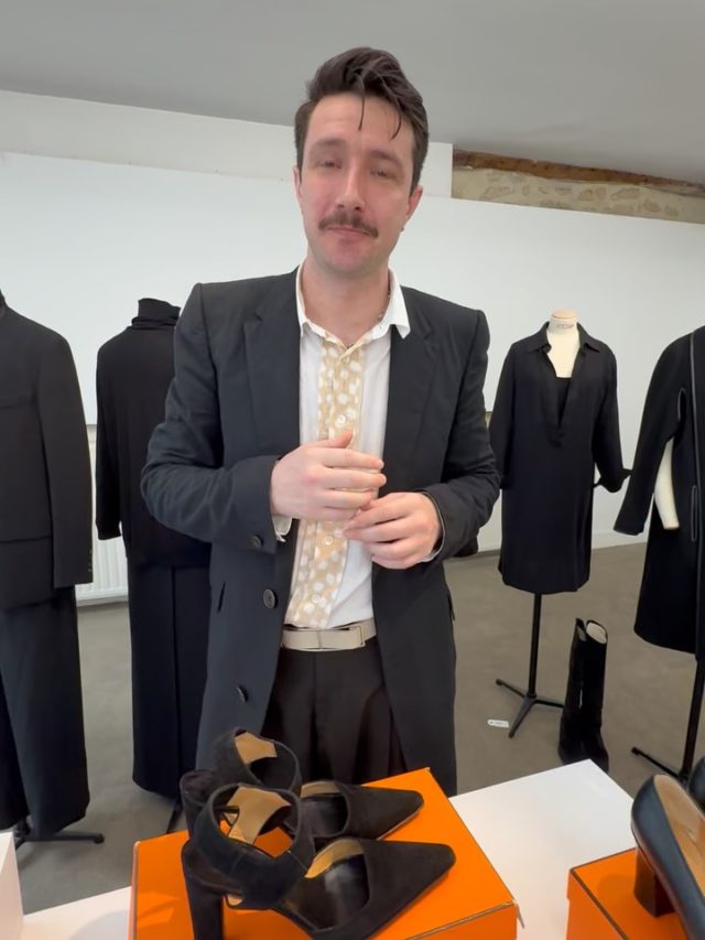@maisonmartinmargiela the auction of @martinmargiela's personal collection. Msny of the @hermes pieces were pre-loved by his mother.