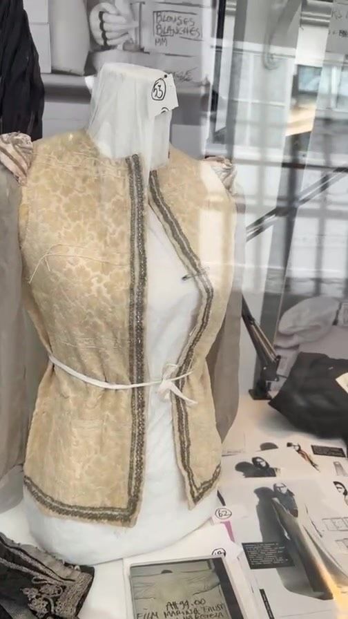 Preview to Martin Margiela auction. read on www.ashadedviewonfadhion.com for more details.