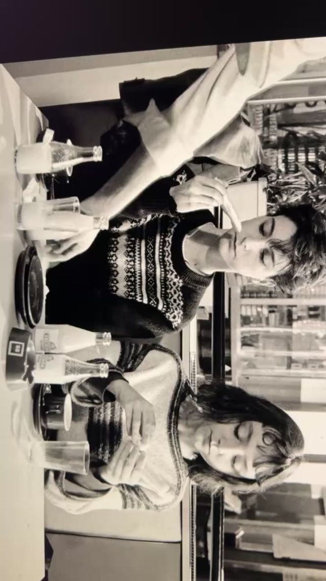 @chantal__akerman #I'm Hungry I'm Cold 1984 @mdmpelomundo @pascaleSalkin @esmorisHanibal I met @mdmpelomundo in 1991 as costume designer for @arnoldbarkus film and happy to say have loved her ever since. I was happy to find this little gem today.