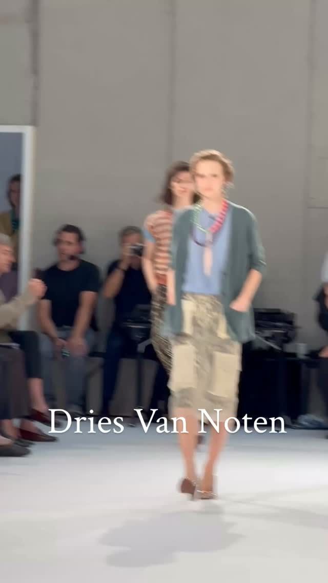 @driesvannoten Sublime and joyful. He makes it look so easy and casual but always chic and glamour. Bravo